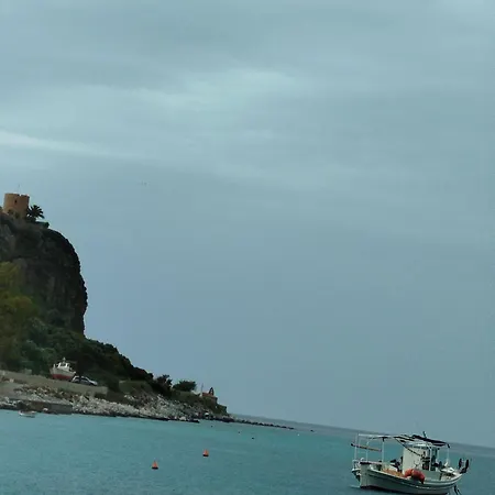 Αιθεροβάμων - Etherovamon 3* アレオポリ