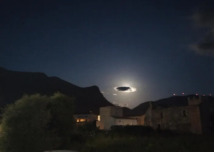 αιθεροβάμων - Etherovamon * אראופוליס